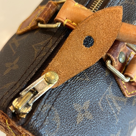 SOLD ON FB Authentic Louis Vuitton Speedy 25 - Picture 14 of 17
